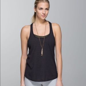 Lululemon 105 F Singlet, Size 4 NWOT